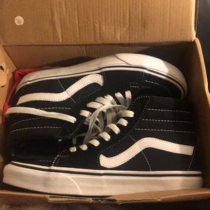 SK8- HI black and white